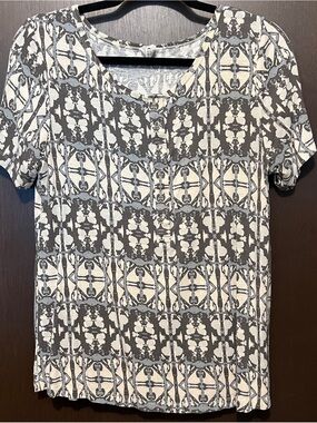 Kate Quinn Shibori Skinny Snap Henley Size M